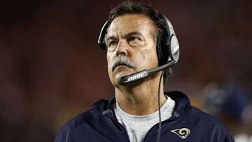 SANTA CLARA, CA - SEPTEMBER 12: Head coach Jeff Fisher of the Los Angeles Rams looks on during their NFL game against the Los Angeles Rams at Levi's Stadium on September 12, 2016 in Santa Clara, California. Ezra Shaw/Getty Images/AFP
== FOR NEWSPAPERS, INTERNET, TELCOS & TELEVISION USE ONLY ==