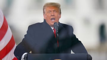 FOTO DE ARCHIVO: El presidente de Estados Unidos, Donald Trump, habla durante una manifestación para impugnar la certificación de los resultados de las elecciones presidenciales de Estados Unidos de 2020 por parte del Congreso de Estados Unidos, en Washington, Estados Unidos, el 6 de enero de 2021.