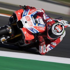 Lorenzo se considera un mejor piloto ahora que hace dos años