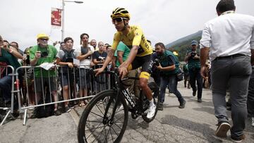 Resumen y resultado de la 20ª etapa del Tour de Francia: Egan Bernal gana el Tour