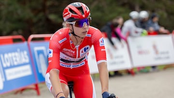 08/05/25
VUELTA CICLISTA FEMENINA 2025
CUARTA ETAPA
GOLMAYO ( SORIA ) - LAGUNAS DE NEILA ( BURGOS )
FEMKE GERRITSE - EQUIPO TEAM SD WORX - PROTIME (NED) CICLISMO