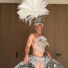 Dabiz Muñoz luce el vestido de Cristina Pedroche de las últimas Campanadas, y anuncia: “Lo mismo el año que viene no puedo ponérmelo”