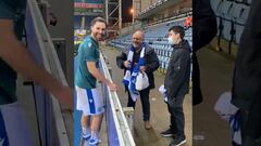 Se hizo viral: el cómico diálogo entre Brereton y un hincha chileno en Inglaterra