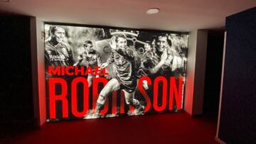 Michael Robinson dará nombre a la sala de prensa de El Sadar