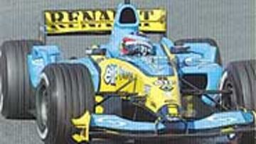 <b>IMPARABLE</B>. Alonso y su Renault continúan evolucionando.