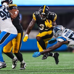 Steelers derrotan a Panthers en el cierre de la pretemporada de la NFL