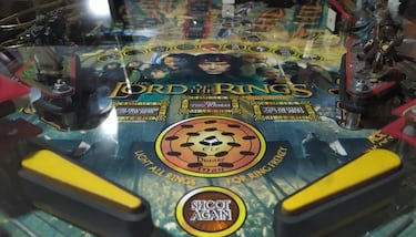 Así es el espectacular pinball retro de ‘El Señor de los Anillos’ que se vende por una fortuna en Wallapop