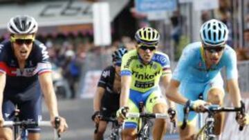 Contador, en la l&iacute;nea de meta tras Fabio Aru.