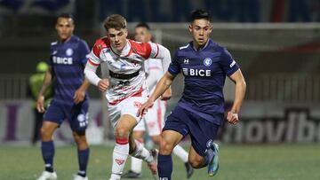 Futbol, Deportes Copiapo vs Universidad Catolica.
Fecha 14, campeonato Nacional 2023.
El jugador de Universidad Catolica Alexander Aravena es fotografiado durante el partido de primera division contra Deportes Copiapo disputado en el estadio Luis Valenzuela en Copiapo, Chile.
14/05/2023
Jonnathan Oyarzun/Photosport
Football, Deportes Copiapo vs Universidad Catolica.
14th date, 2023 National Championship.
Universidad Catolica's player Alexander Aravena is pictured during the first division match against Deportes Copiapo at the Luis Valenzuela stadium in Copiapo, Chile.
14/05/2023
Jonnathan Oyarzun/Photosport