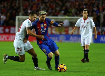 Lionel Messi y Vitolo.