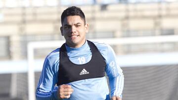 Toro Fern&aacute;ndez durante un entrenamiento del Celta en A Madroa.