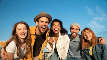 Una profesora de la Universidad Emory reveló el secreto de la felicidad tras vivir en Dinamarca, uno de los países más felices del mundo.