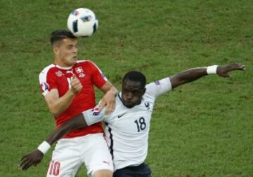 Granit Xhaka y Moussa Sissoko
