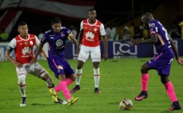 Santa Fe: Homenaje a 'Chape' y paso a semifinal en El Campín