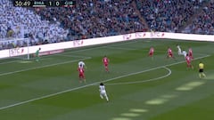 Benzema y su destiempo a la hora de liquidar el gol