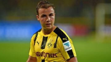 4. Mario Götze (Ale), del Borussia Dortmund. De 45 millones de euros a 28 millones.