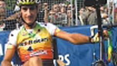 "Calzo un 47 y tengo unos 50 zapatos"