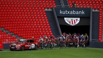 El pelot&oacute;n de la pasada Vuelta, en San Mam&eacute;s.