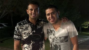Edwin Cardona y Juan Román Riquelme
