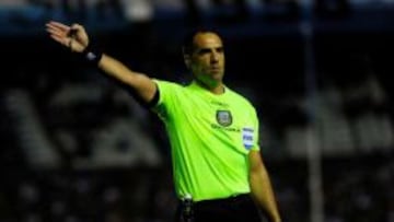 Silvio Trucco será el árbitro del duelo entre la U y Emelec.