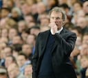 El PSG insiste en renovar a Laurent Blanc, que se lo piensa