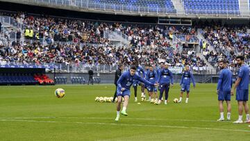 Casi 7.000 personas vieron el entrenamiento abierto del Málaga.