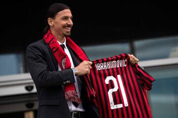 Zlatan Ibrahimovic presented at AC Milan today