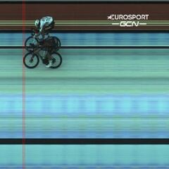 Kwiatkowski y Cosnefroy, la última foto finish agónica en el ciclismo