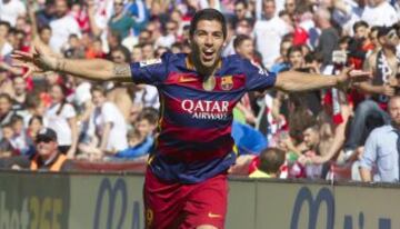 Luis Suárez celebra el 0-2.
