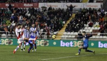 1-1. Alberto Bueno marcó el tanto de la igualada.
