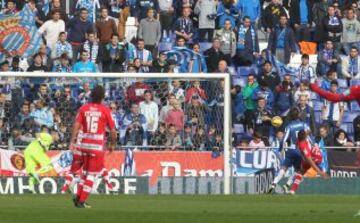 El Arabi marca el 1-1.