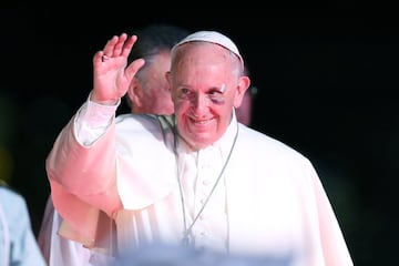 El Papa Francisco recorrió Bogotá, Villavicencio, Medellín y Cartagena con su mensaje de paz y reconciliación. Una visita emotiva para practicantes y no creyentes.