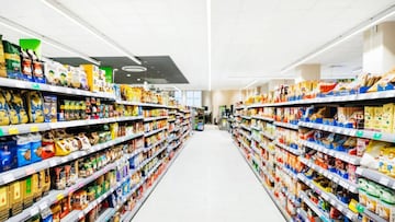 Un científico apunta el mayor riesgo de contagio en un supermercado