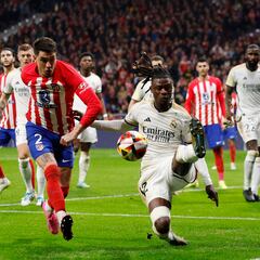 Camavinga saca la cabeza tras su lesión de rodilla