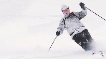 Geny Hess, esquiador 77 años en montañas de Engelberg, Suiza.