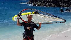 Olivier Defranc cruza el Atlántico practicando windsurf