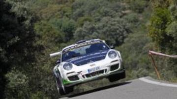 Fuster en un rally del Nacional.