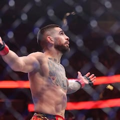 Topuria fires back at Crawford: “First he calls me drunk, then…”