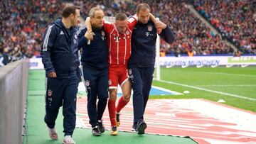 Ribery se marcha lesionado del partido frente al Hertha.
