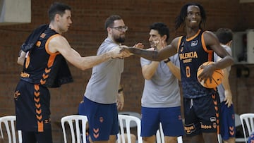 Brancou Badio y Xabi López-Arostegui.