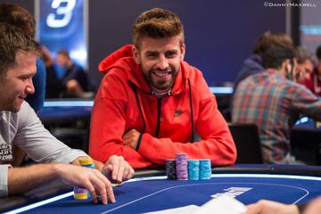 Además del fútbol y sus negocios Gerard Piqué tiene entres sus aficiones el poker. 