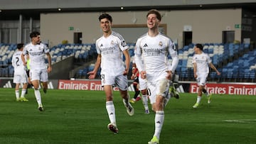 Palacios celebra un gol con el Castilla.