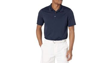 El polo de golf para hombre que triunfa en Amazon: 32 colores y casi 18.000 valoraciones
