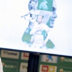 "Ir por la calle y que la gente me quiera es lo mejor que me llevo"