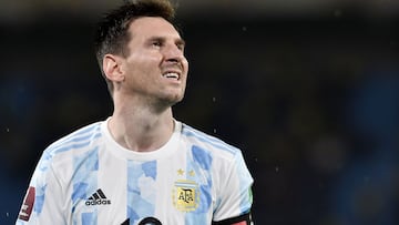 Messi sale a escena