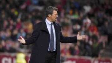 José González durante el encuentro.