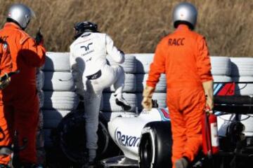 El canadiense Lance Stroll tuvo un accidente durante la tarde entrenamientos.