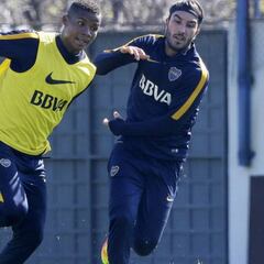 ¿Por qué Barrios y Pérez no han debutado con Boca Juniors?