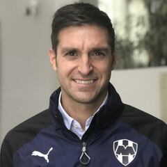 Diego Alonso: "Hay presión y una exigencia muy grande"