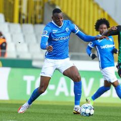 Cuesta y Lucumí, únicos centrales con continuidad en Europa